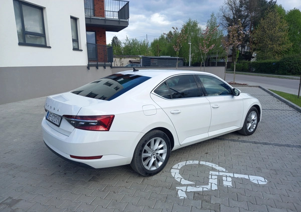 Skoda Superb cena 85900 przebieg: 178000, rok produkcji 2020 z Warszawa małe 781